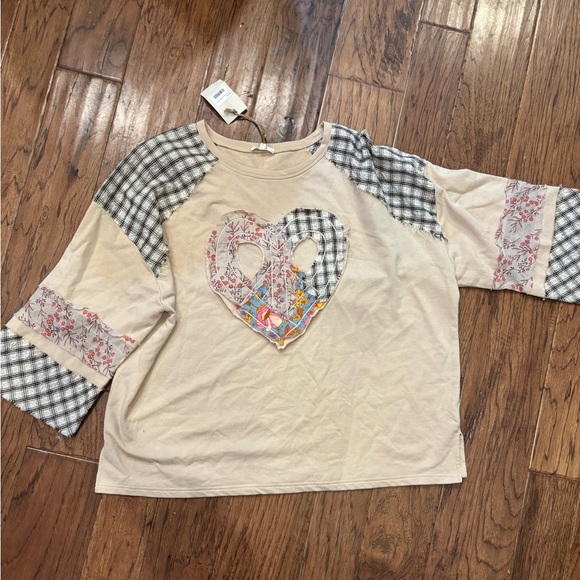 Peace Desert Graphic Asymmetric Printed Patchwork Sleeve Top main image 0